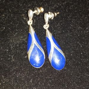 Silver and blue stone dangling earrings 925